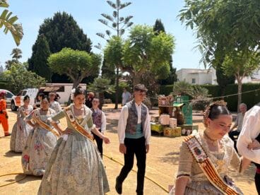 Pasacalle calles engalanadas, entrega de premios y cremà  (48)