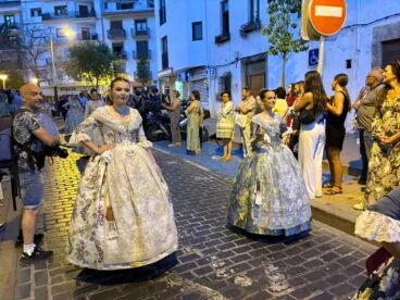 Pasacalle de la Proclamación de la Quintà 2025 ‘La Desmadrà’ (7)