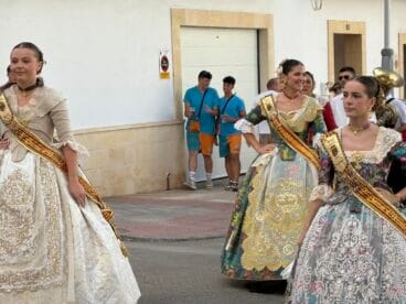 Pasacalle de Sectores en fiestas de Xàbia (32)