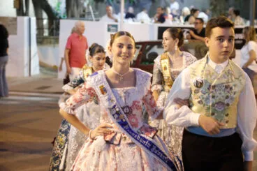 Proclamación de la Quintà 2025 de Xàbia. Reina, damas, presidentes y corte de honor (13)