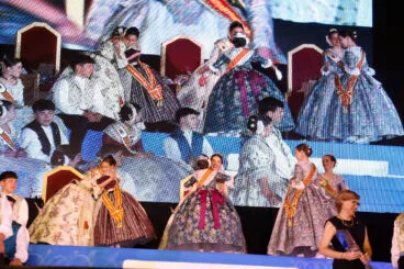 Proclamación de la Quintà 2025 de Xàbia. Reina, damas, presidentes y corte de honor (131)