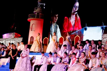 Proclamación de la Quintà 2025 de Xàbia. Reina, damas, presidentes y corte de honor (138)