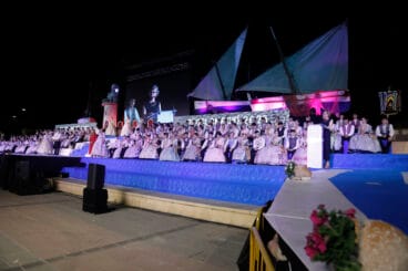 Proclamación de la Quintà 2025 de Xàbia. Reina, damas, presidentes y corte de honor (141)