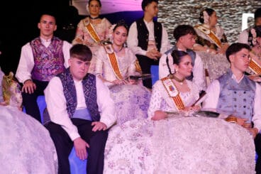 Proclamación de la Quintà 2025 de Xàbia. Reina, damas, presidentes y corte de honor (145)