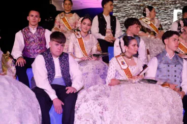 Proclamación de la Quintà 2025 de Xàbia. Reina, damas, presidentes y corte de honor (145)