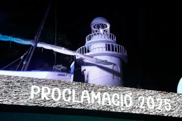 Proclamación de la Quintà 2025 de Xàbia. Reina, damas, presidentes y corte de honor (15)