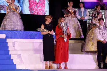 Proclamación de la Quintà 2025 de Xàbia. Reina, damas, presidentes y corte de honor (151)