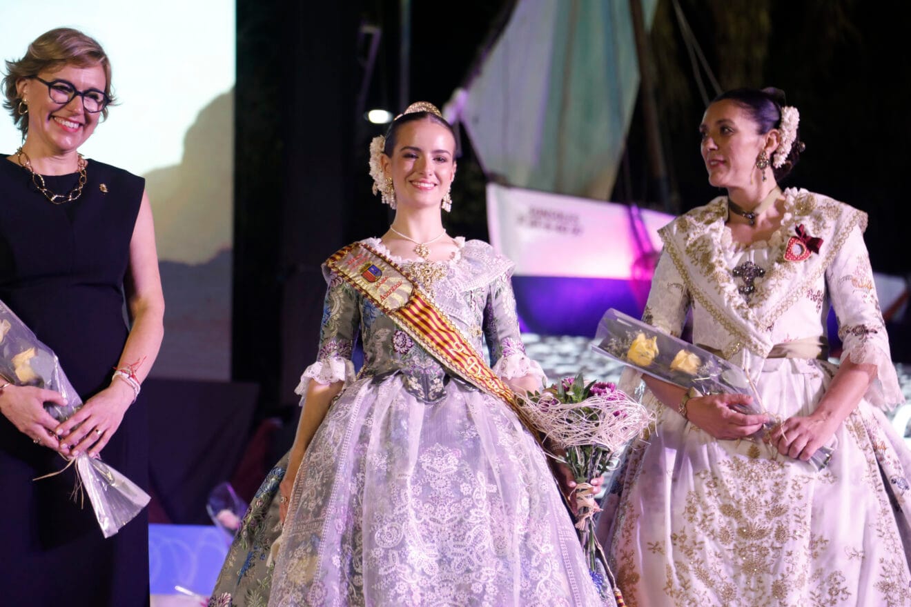 Proclamación de la Quintà 2025 de Xàbia. Reina, damas, presidentes y corte de honor (157)