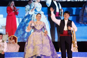 Proclamación de la Quintà 2025 de Xàbia. Reina, damas, presidentes y corte de honor (37)
