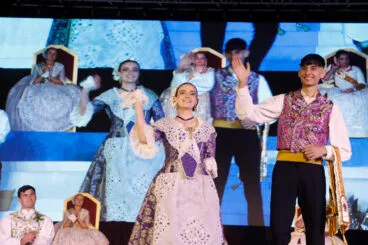 Proclamación de la Quintà 2025 de Xàbia. Reina, damas, presidentes y corte de honor (53)