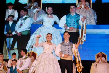 Proclamación de la Quintà 2025 de Xàbia. Reina, damas, presidentes y corte de honor (66)