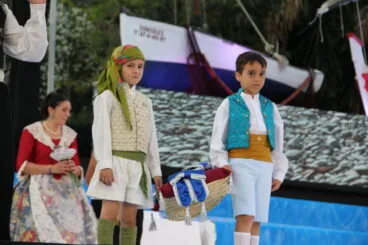 Proclamación de la Reina Infantil Laia Sedeño y Comisión Juvenil 2025 (4)