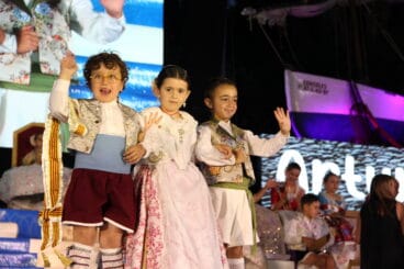 Proclamación de la Reina Infantil Laia Sedeño y Comisión Juvenil 2025 (56)