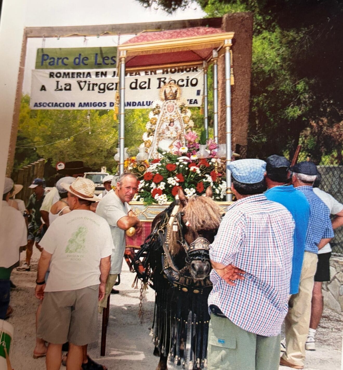 Una de las romerías a la llegada a Pinosol