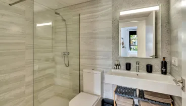 Baños modernos y renovados para poder relajarte