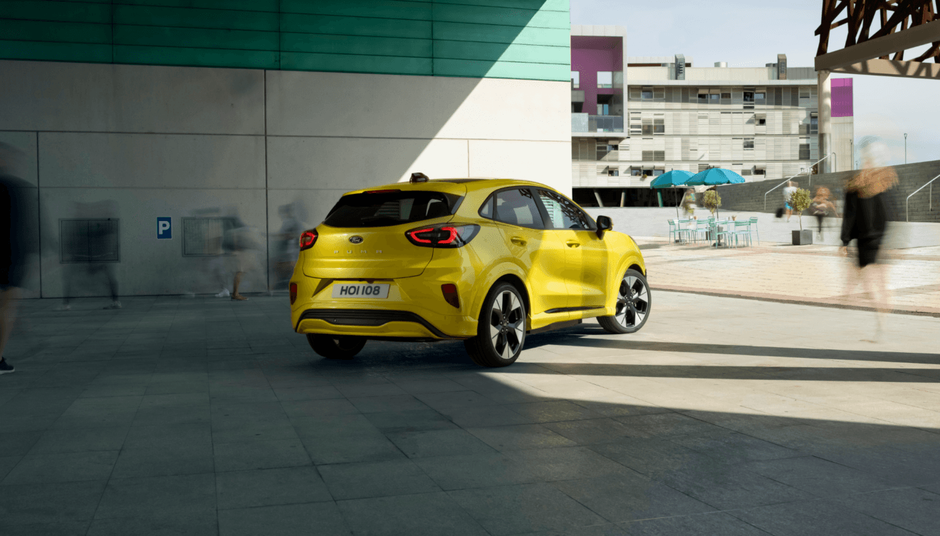 Diseño trasero del Ford Puma Gen-E con acabados modernos