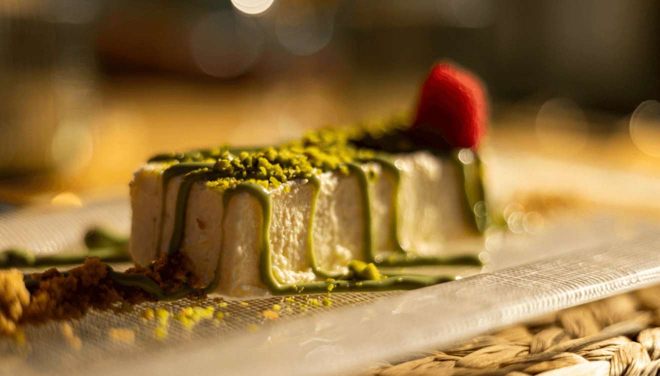 Tarta de queso de pistacho: el postre que nadie quiere compartir