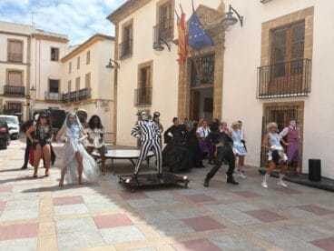 Exhibición de El Circo Encantado en Xàbia (2)