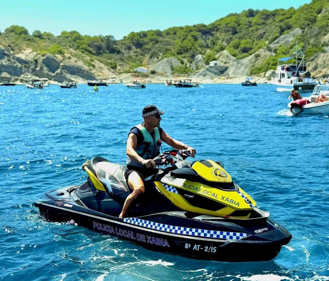 Patrullaje maritimo de la Policia Local