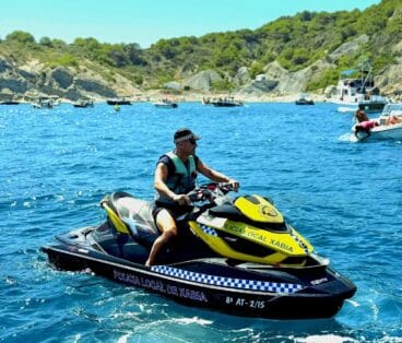 Patrullaje maritimo de la Policia Local