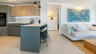 Cocina salón en espacio abierto