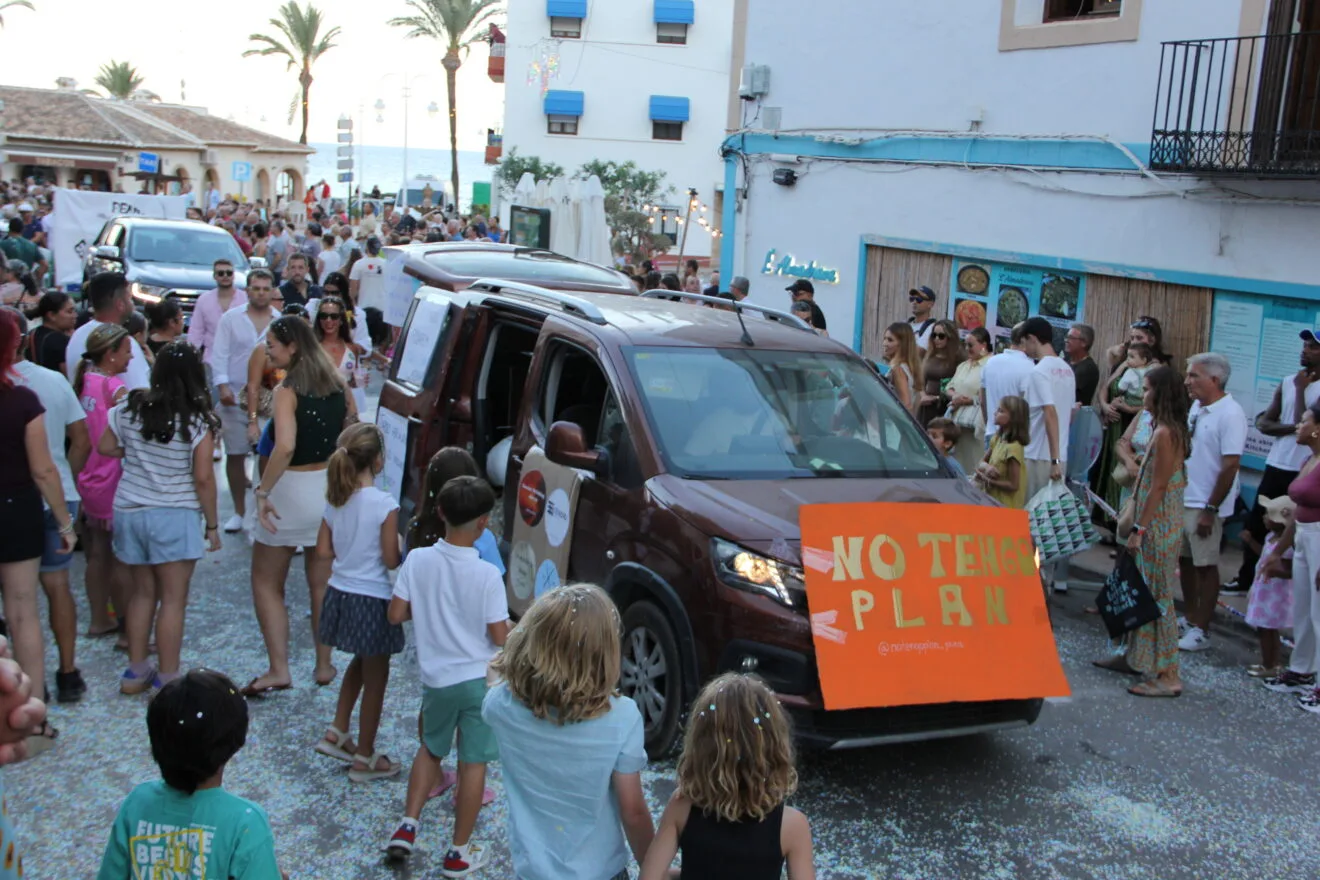 Desfile de carrozas de las fiestas de Loreto de Xàbia (16)