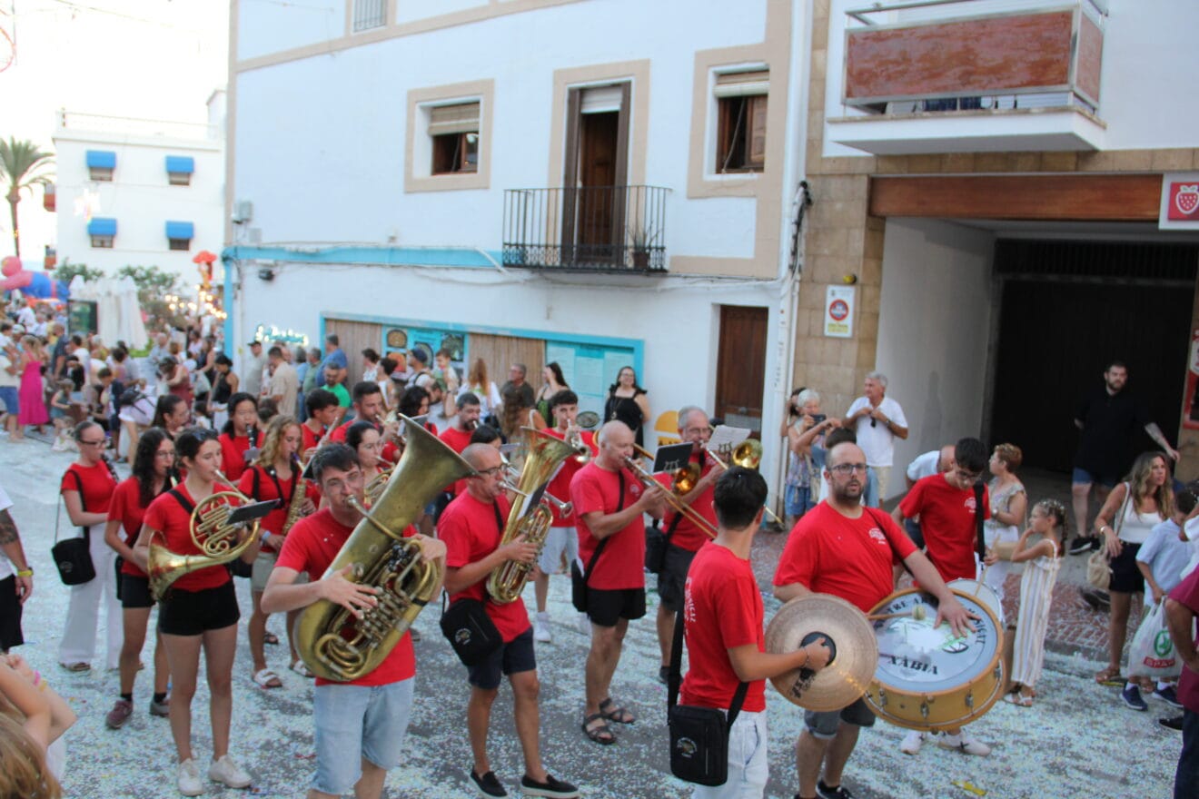 Desfile de carrozas de las fiestas de Loreto de Xàbia (76)