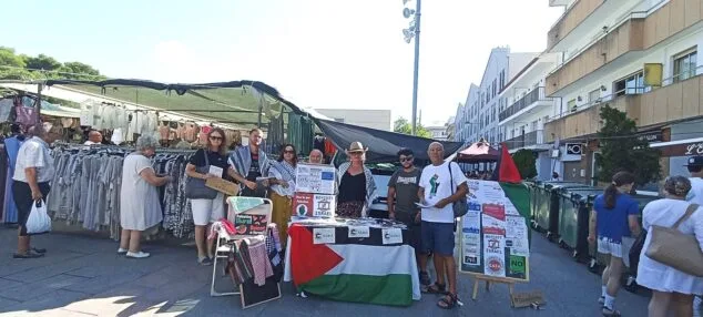 Imagen: Mesa informativa de Moviment per Palestina