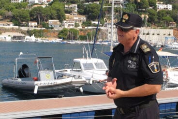 Nueva embarcación de la Policía Local de Xàbia 01