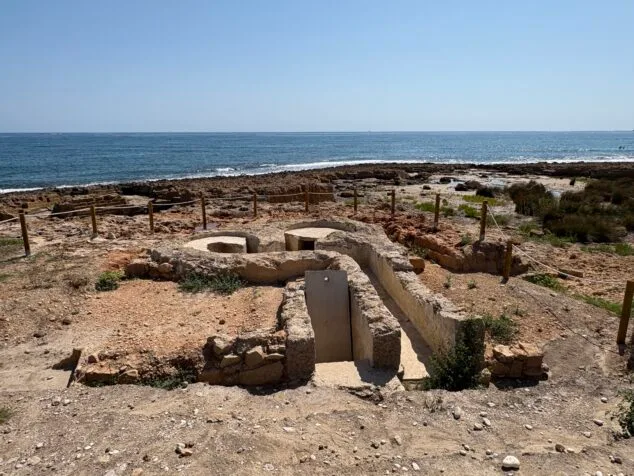 Imagen: Nido de ametralladora recuperado en el proyecto de regeneración del Primer Montañar de Xàbia
