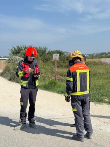 Servicios de emergencias en la zona del incendio