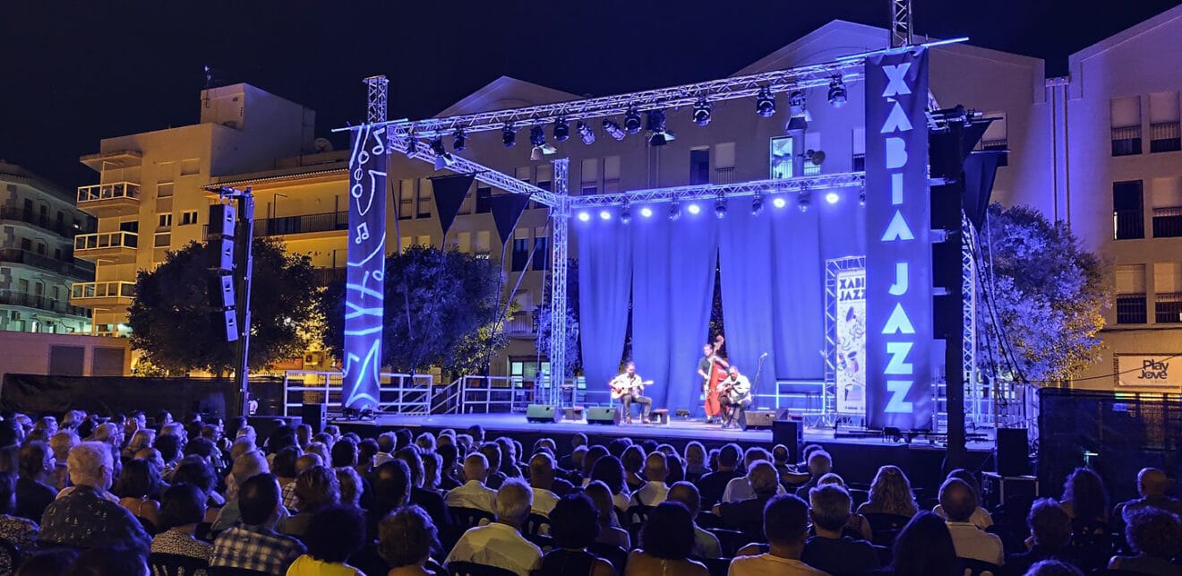 Xàbia Jazz 2025. Primer concierto-Stochelo & Mozes Rosenberg Trío