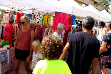 Ambiente en la V Fira d’Stock Comarcal en Xàbia (1)