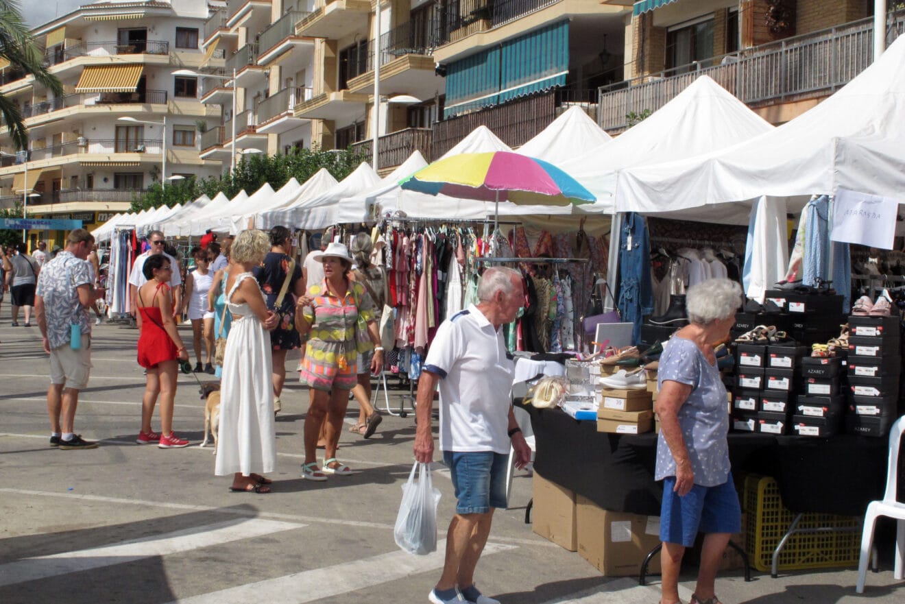 Ambiente en la V Fira d'Stock Comarcal en Xàbia (13)