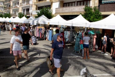 Ambiente en la V Fira d’Stock Comarcal en Xàbia (17)