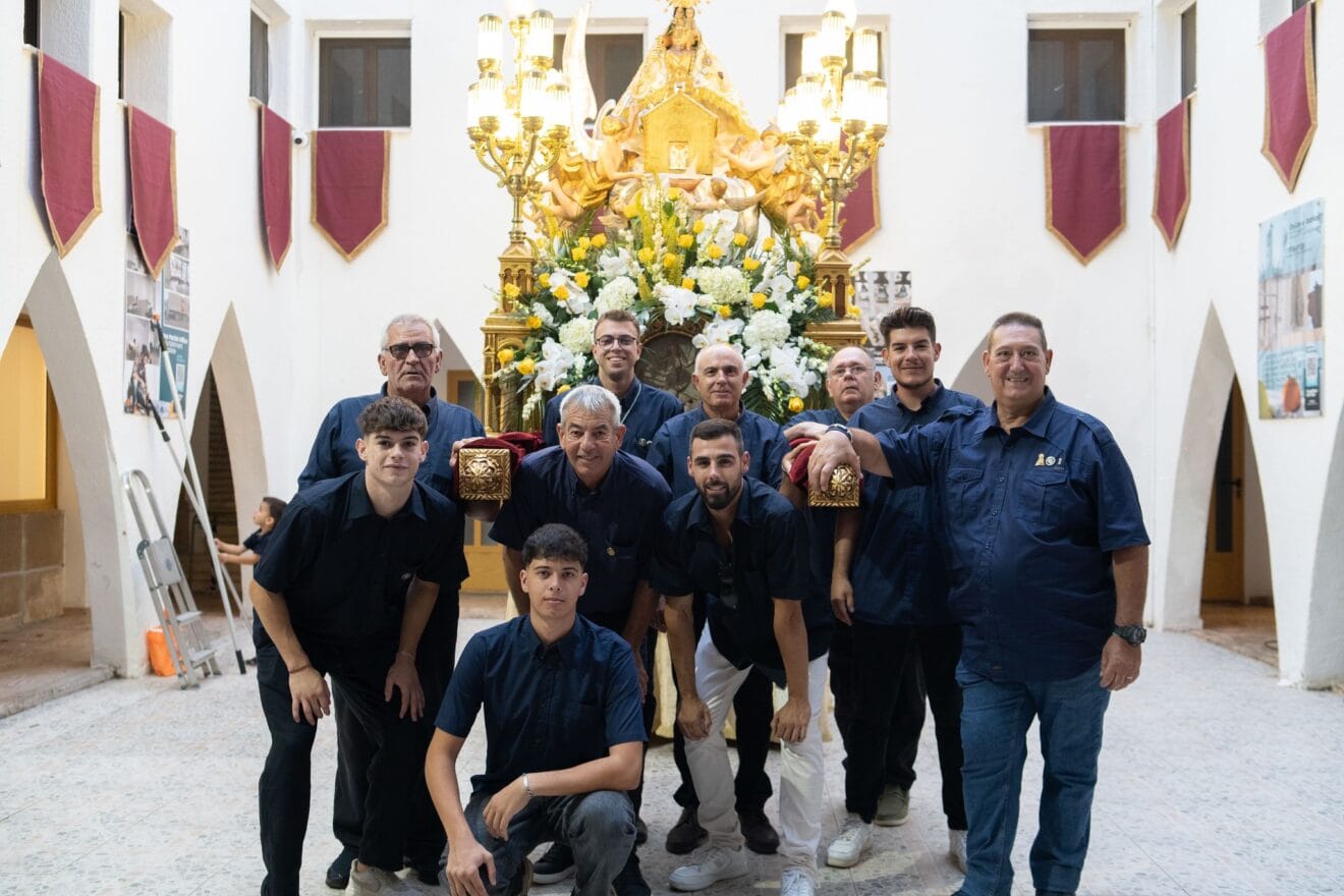 La Peña La barca de pailebot portadores de la Virgen