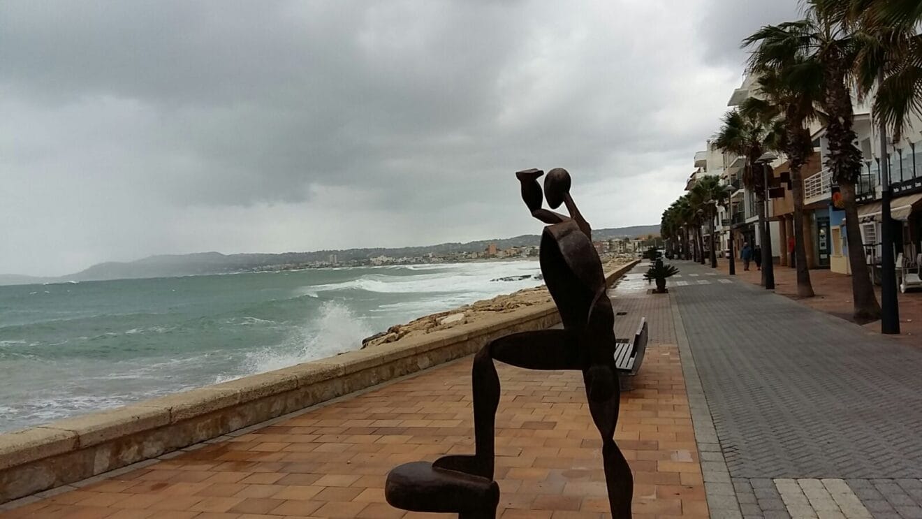 Día nublado en Xàbia
