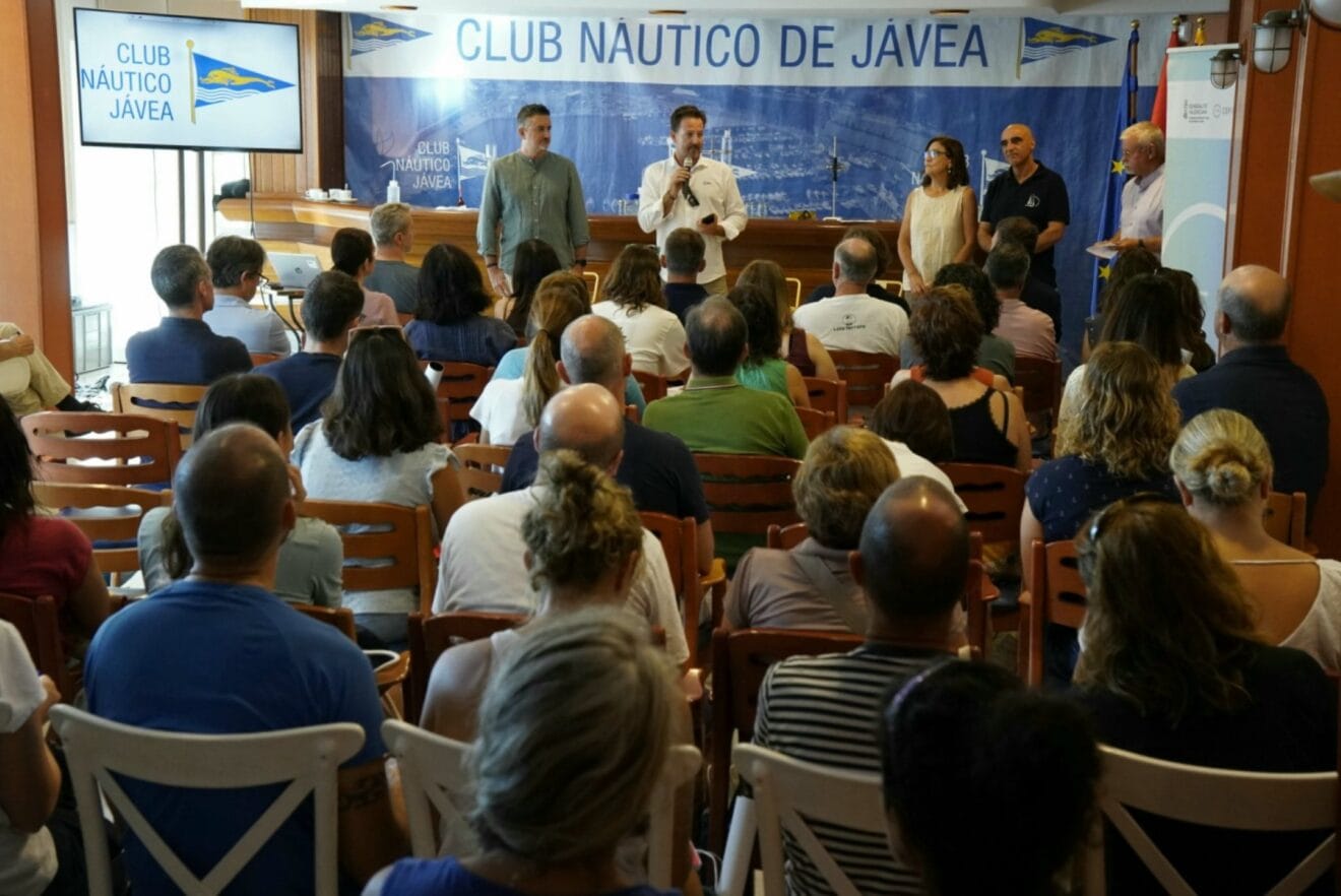 Jornada de sostenibilidad marina para el monitoreo de microplásticos