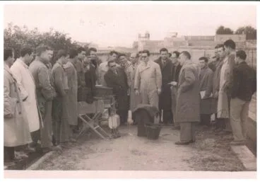 Miembros de la Cooperativa de Jávea asisten a la Feria de Agricultura de Zaragoza. Años 50. Arxiu Municipal de Xàbia