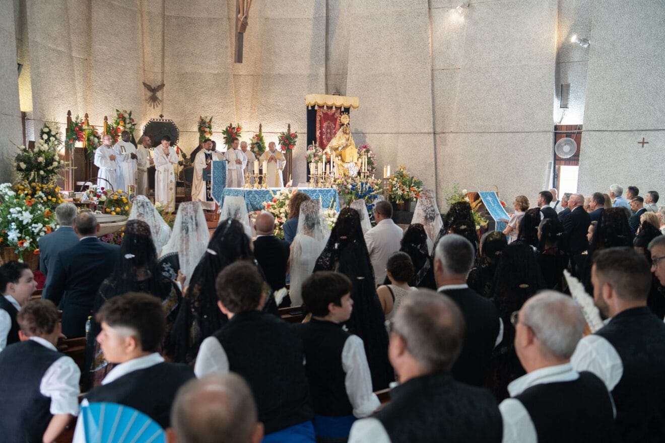 Misa Día de la Virgen de Loreto