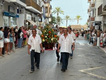 Ofrenda de flores a la Virgen de Loreto 2025 (24)