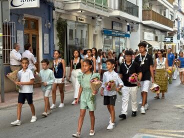 Ofrenda de flores a la Virgen de Loreto 2025 (26)