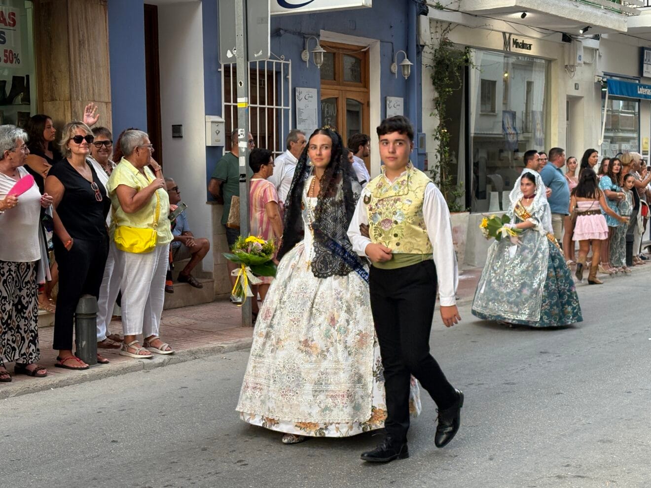 Ofrenda de flores a la Virgen de Loreto 2025 (35)