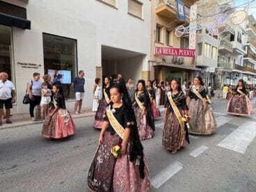 Ofrenda de flores a la Virgen de Loreto 2025 (49)