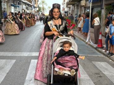 Ofrenda de flores a la Virgen de Loreto 2025 (52)