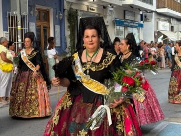 Ofrenda de flores a la Virgen de Loreto 2025 (55)