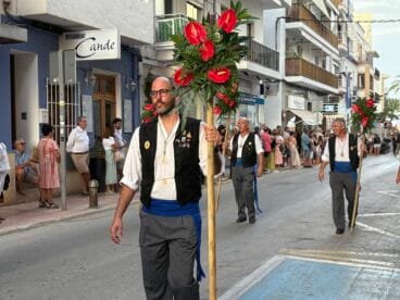 Ofrenda de flores a la Virgen de Loreto 2025 (59)