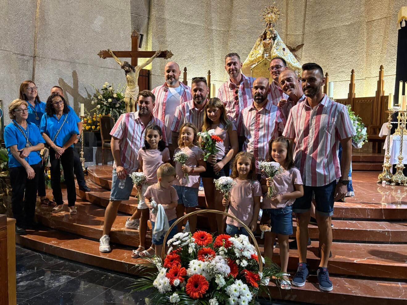 Ofrenda de flores a la Virgen de Loreto 2025 (80)