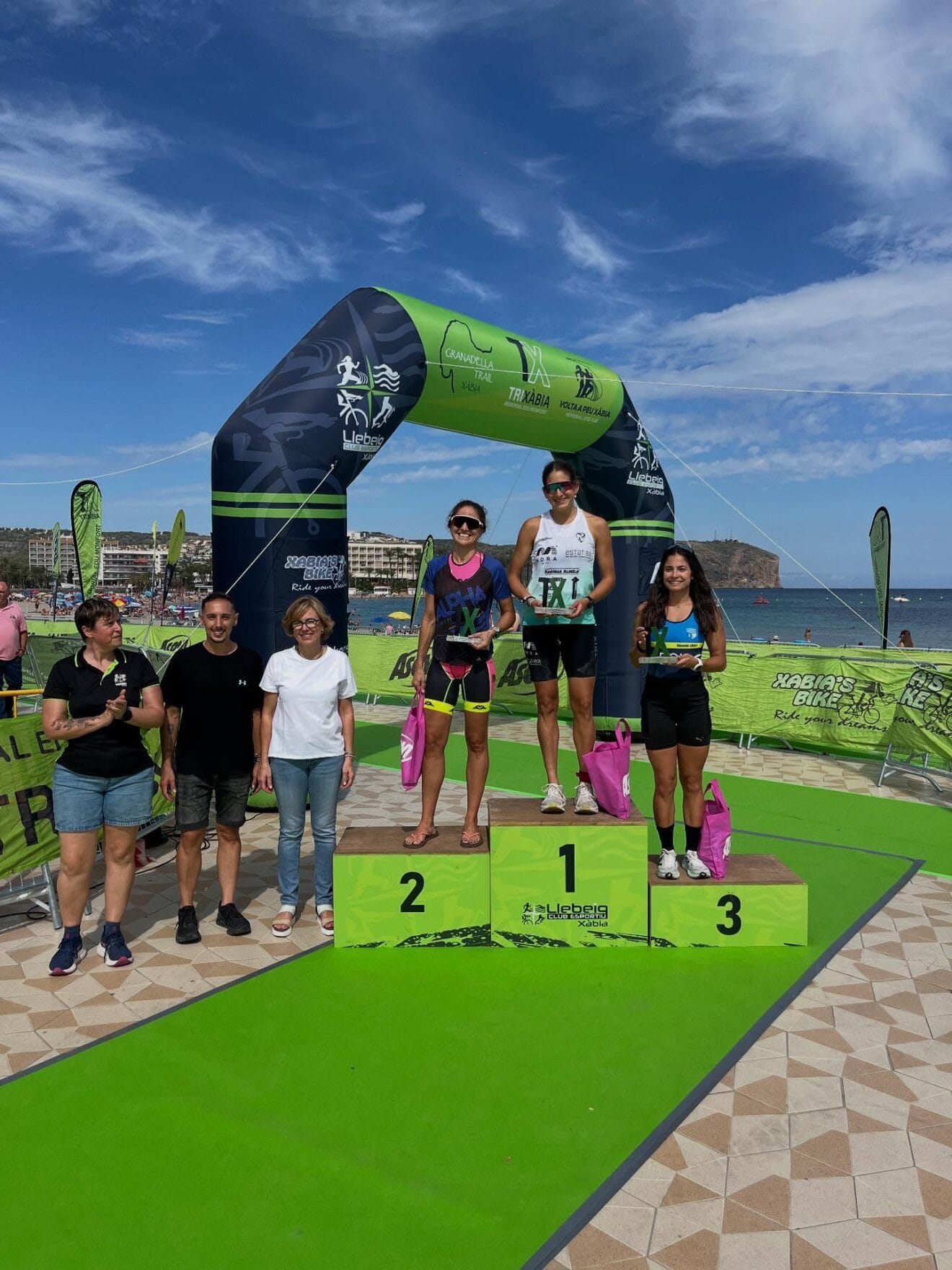 Podio absoluto femenino sprint