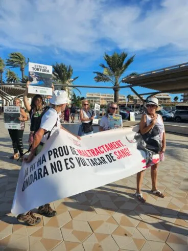 Manifestación antitaurina en Xàbia